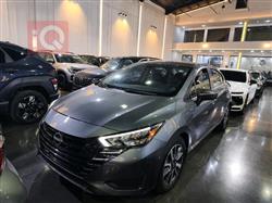 نيسان فيرسا